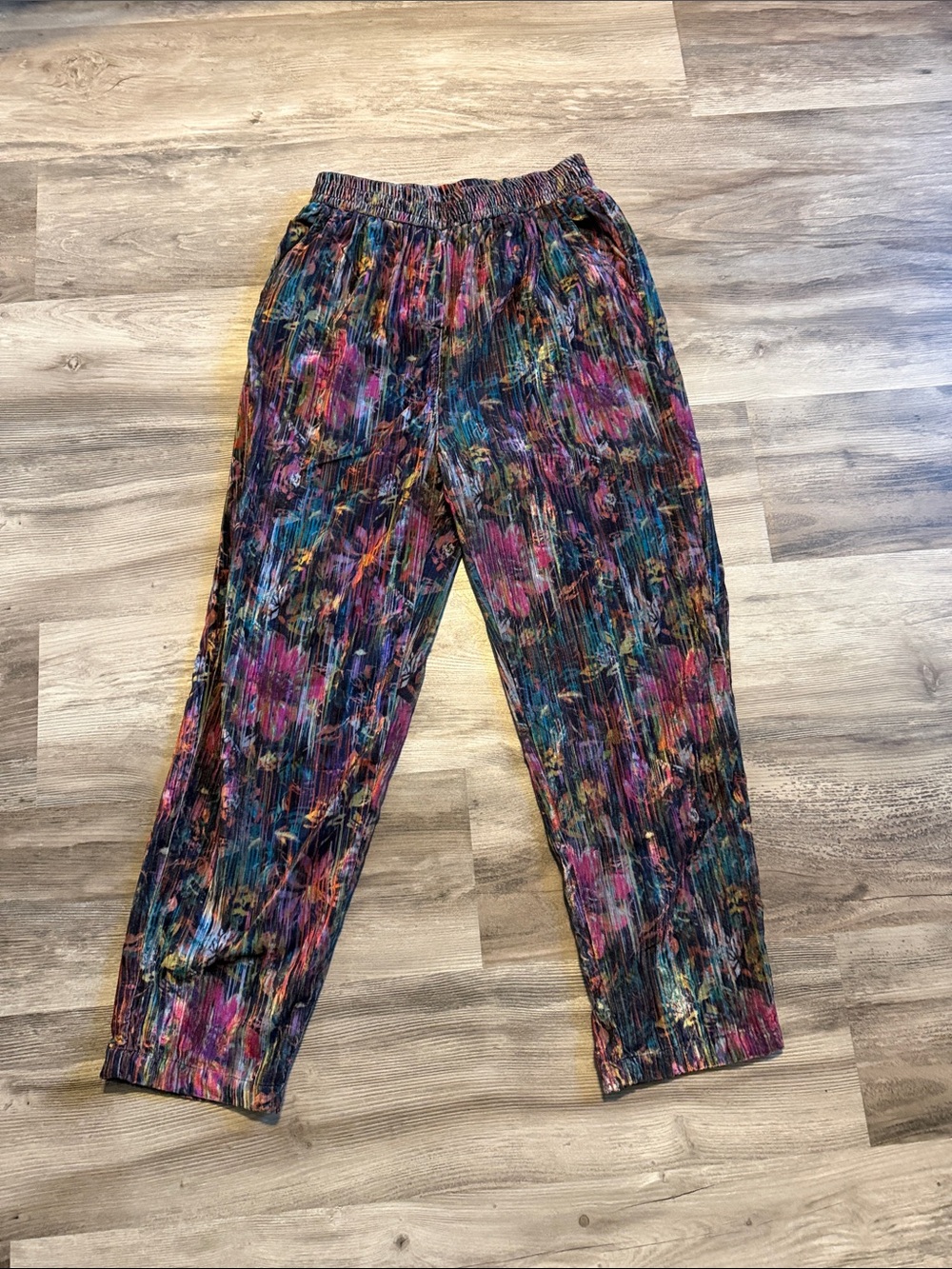 Multicolor Pleated Easy-Waist Women's Pants